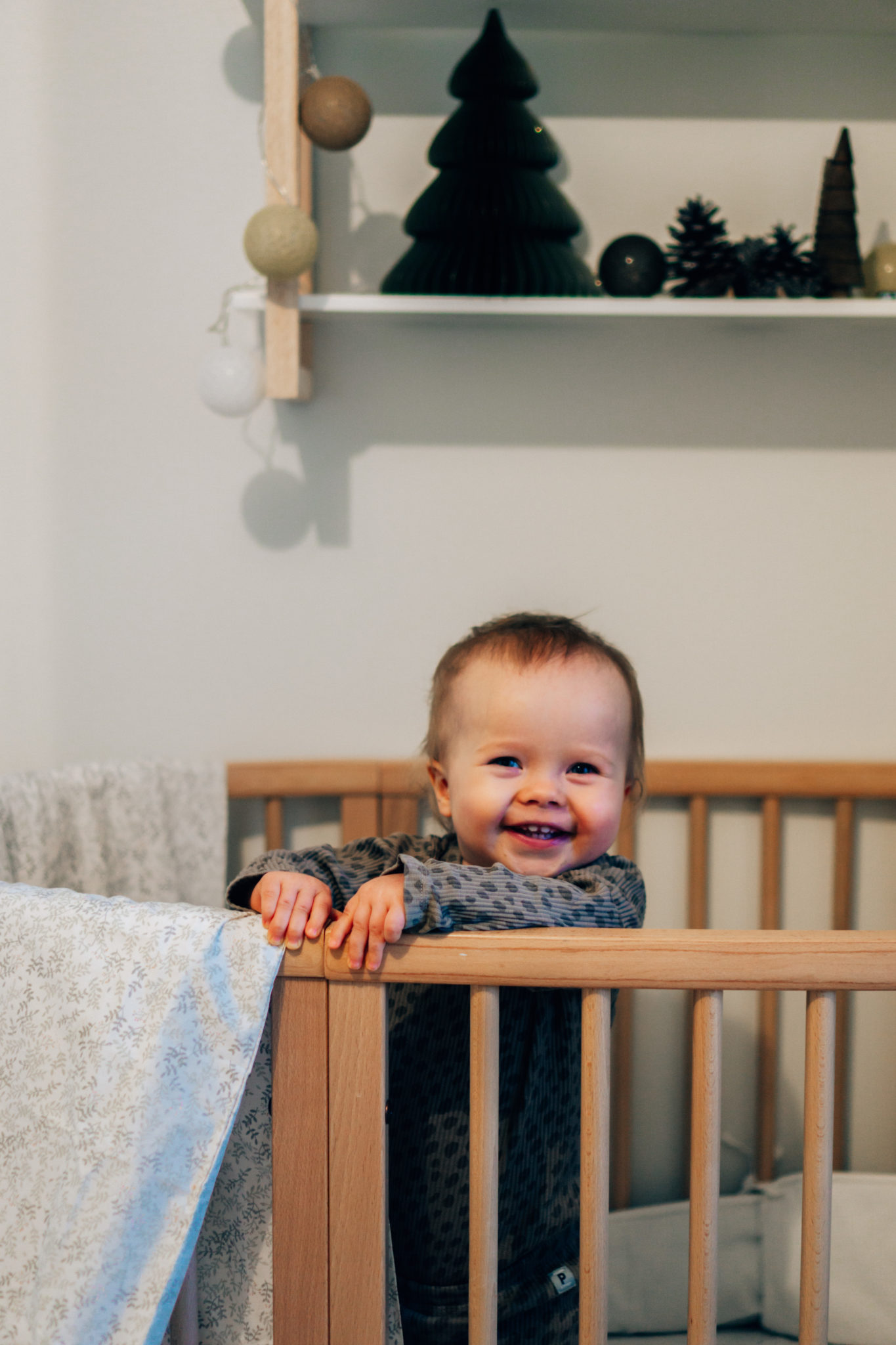 Taaperon eroahdistus yöllä