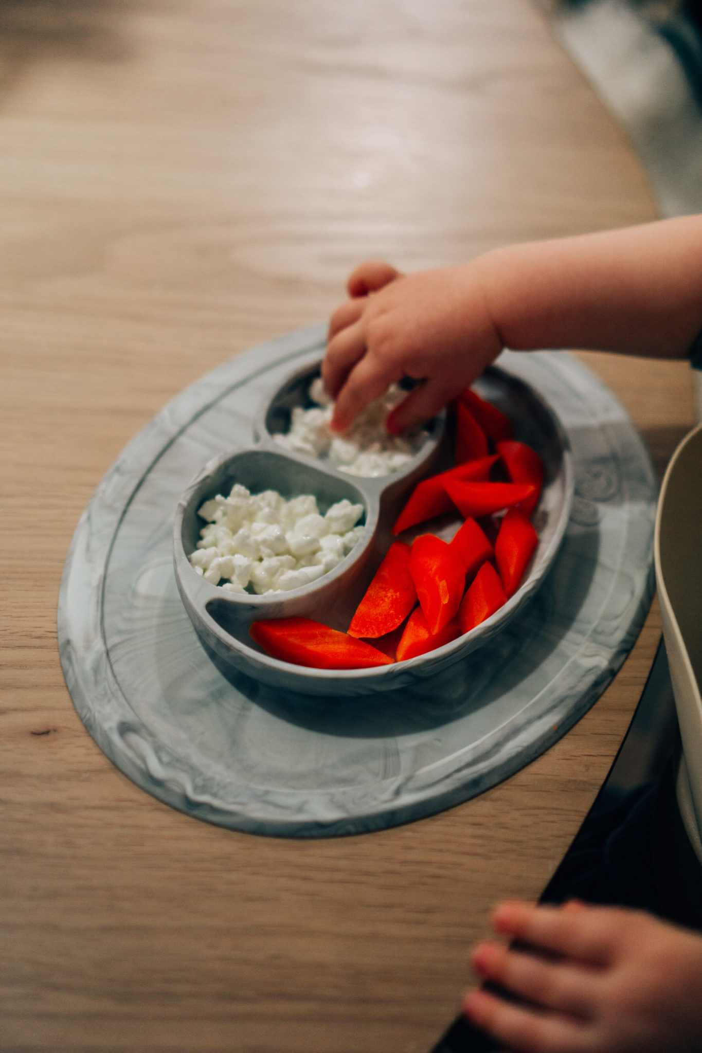 Lasten ruokailutarvikkeet